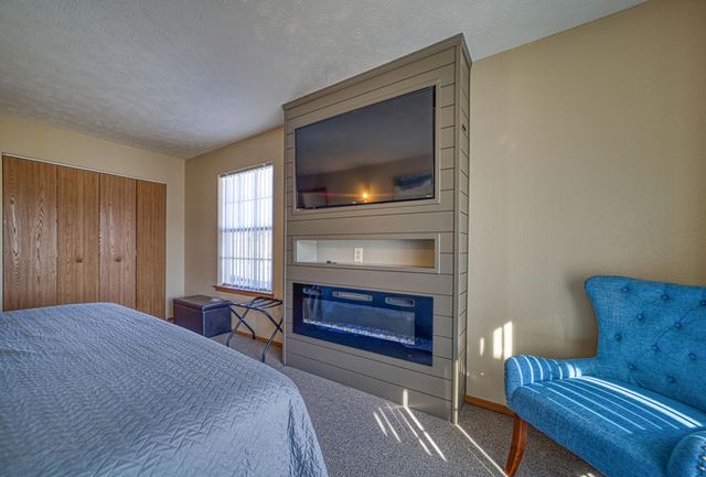 4 Memory Lane 1, Branson, MO 65616