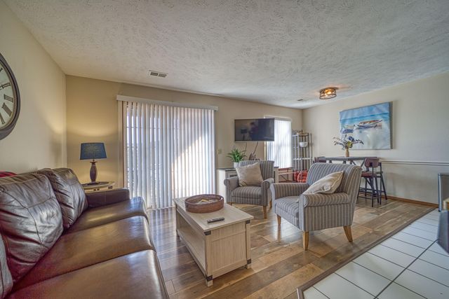 4 Memory Lane 1, Branson, MO 65616