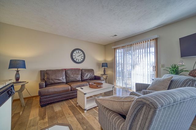 4 Memory Lane 1, Branson, MO 65616