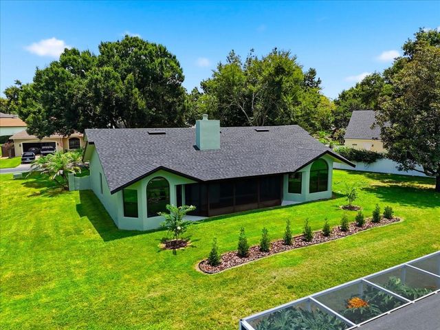 218 LAKE HARTRIDGE DRIVE NW, Winter Haven, FL 33881