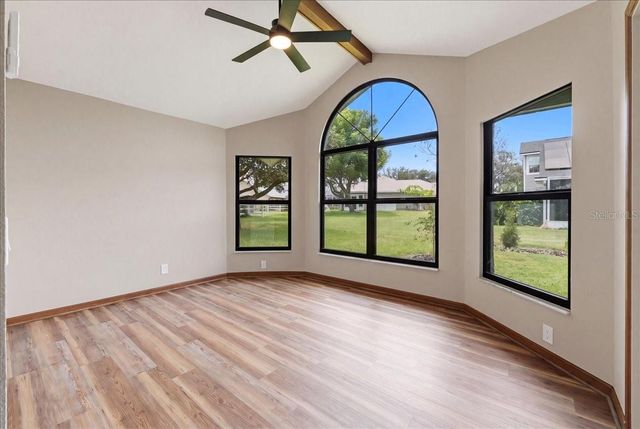 218 LAKE HARTRIDGE DRIVE NW, Winter Haven, FL 33881