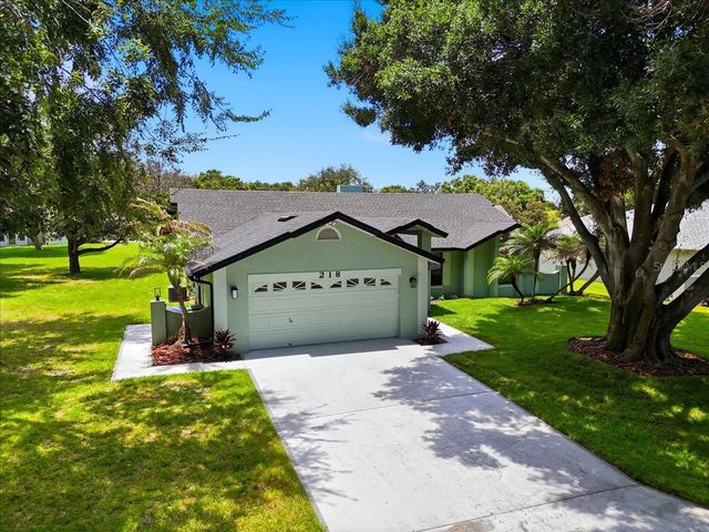 218 LAKE HARTRIDGE DRIVE NW, Winter Haven, FL 33881