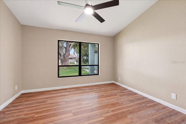 218 LAKE HARTRIDGE DRIVE NW, Winter Haven, FL 33881