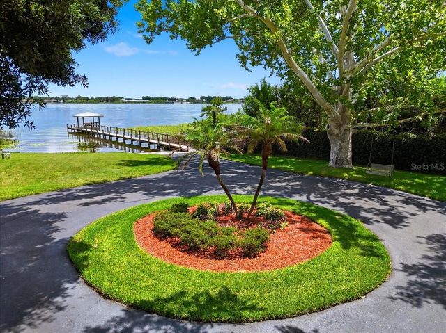218 LAKE HARTRIDGE DRIVE NW, Winter Haven, FL 33881