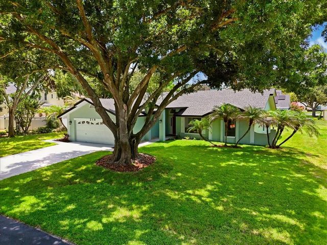 218 LAKE HARTRIDGE DRIVE NW, Winter Haven, FL 33881