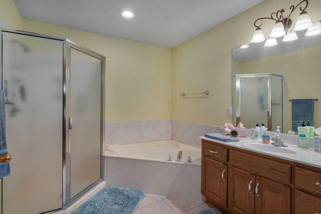 5047 S Greenfield Road, Battlefield, MO 65619