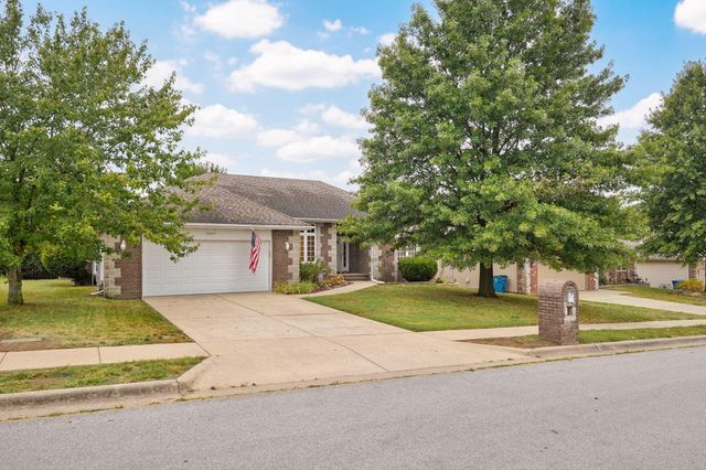 5047 S Greenfield Road, Battlefield, MO 65619