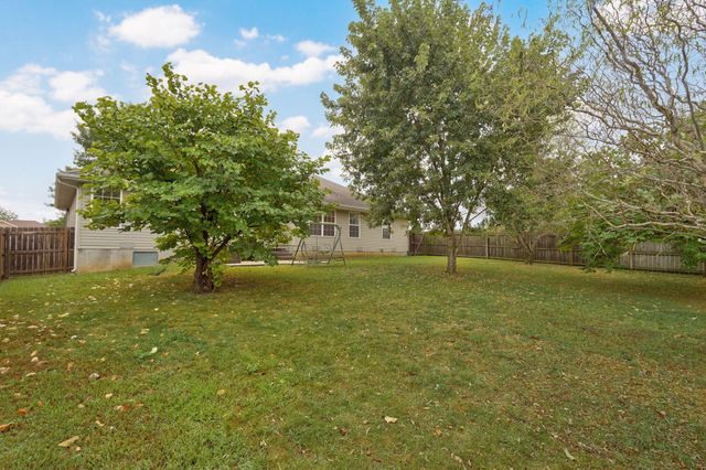 5047 S Greenfield Road, Battlefield, MO 65619