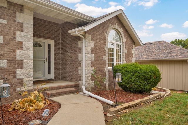 5047 S Greenfield Road, Battlefield, MO 65619