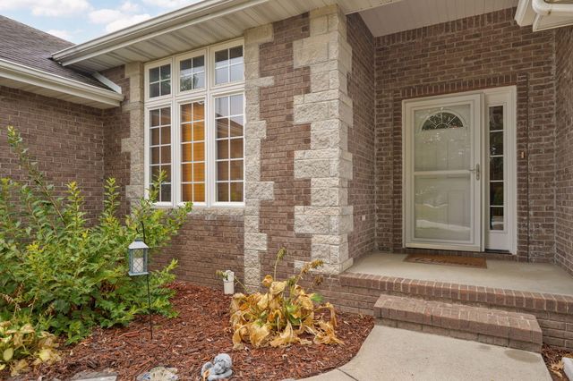 5047 S Greenfield Road, Battlefield, MO 65619