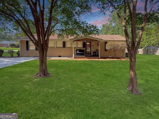 115 Tyus Street, Barnesville, GA 30204