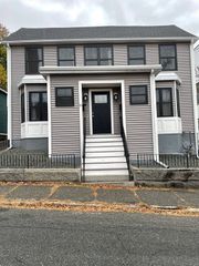 13 High St 2, Amesbury, MA 01913