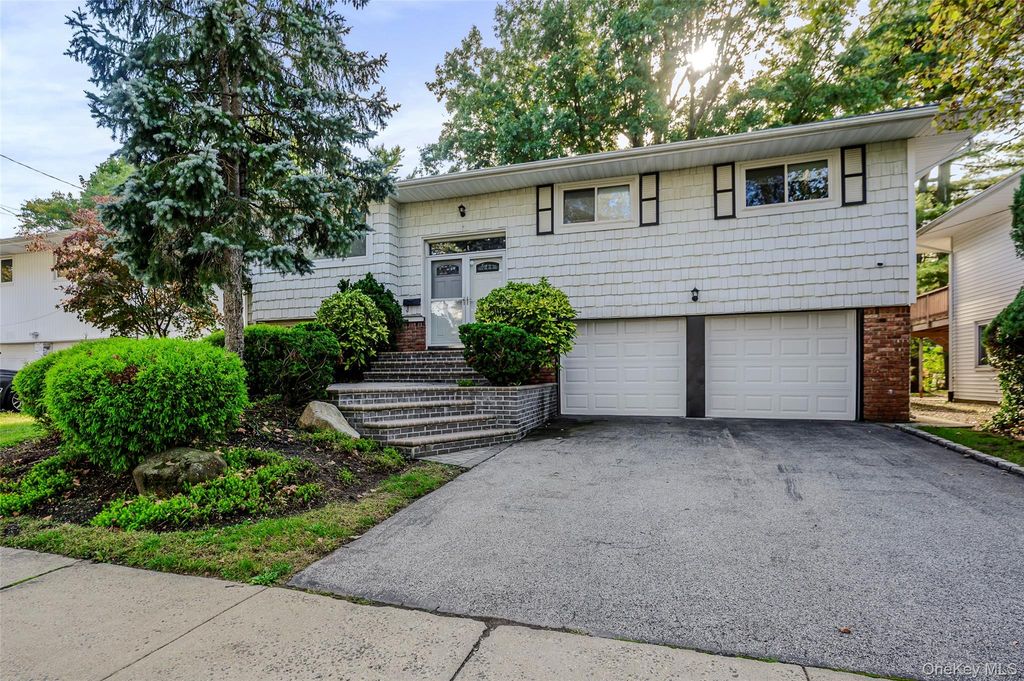 559 Leheigh Lane, Woodmere, NY 11598 — exterior