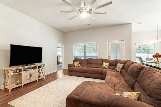 14344 N Summerchase Circle, Willis, TX 77318