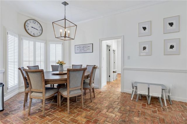 7000 Charleston Oaks Drive N, Mobile, AL 36695