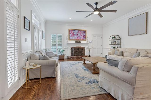 7000 Charleston Oaks Drive N, Mobile, AL 36695