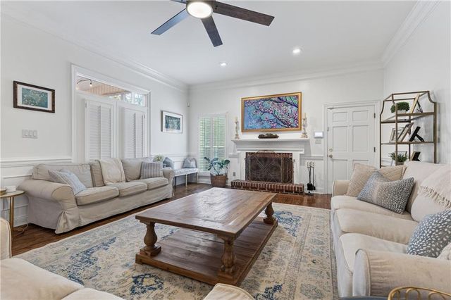 7000 Charleston Oaks Drive N, Mobile, AL 36695