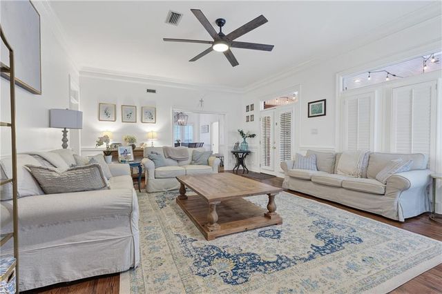 7000 Charleston Oaks Drive N, Mobile, AL 36695