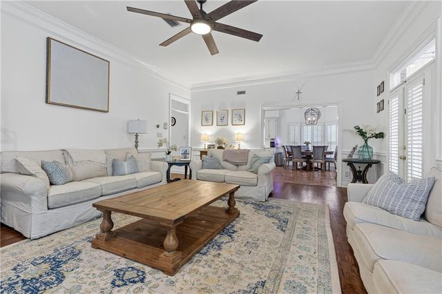 7000 Charleston Oaks Drive N, Mobile, AL 36695