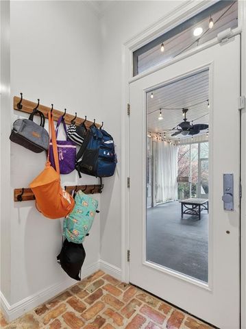 7000 Charleston Oaks Drive N, Mobile, AL 36695