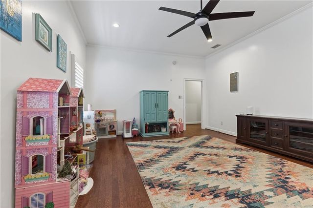 7000 Charleston Oaks Drive N, Mobile, AL 36695