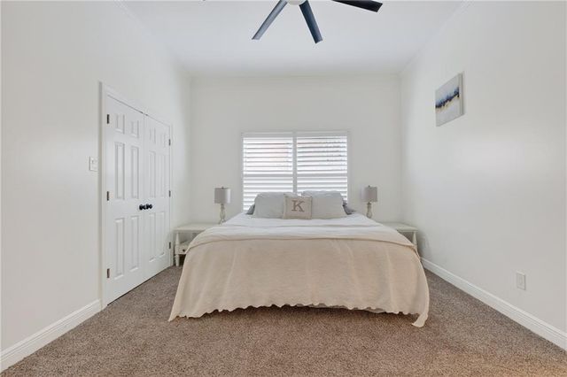 7000 Charleston Oaks Drive N, Mobile, AL 36695