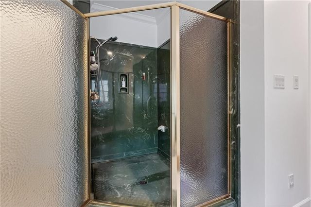 7000 Charleston Oaks Drive N, Mobile, AL 36695