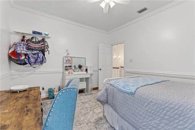 7000 Charleston Oaks Drive N, Mobile, AL 36695