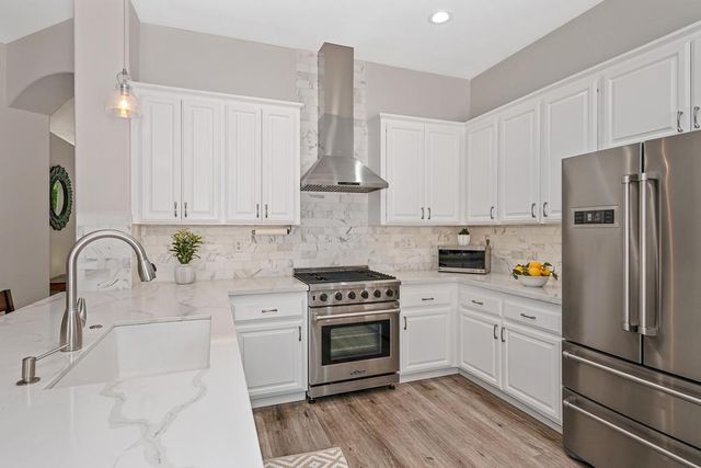 1010 Thompson Cir, Folsom, CA 95630