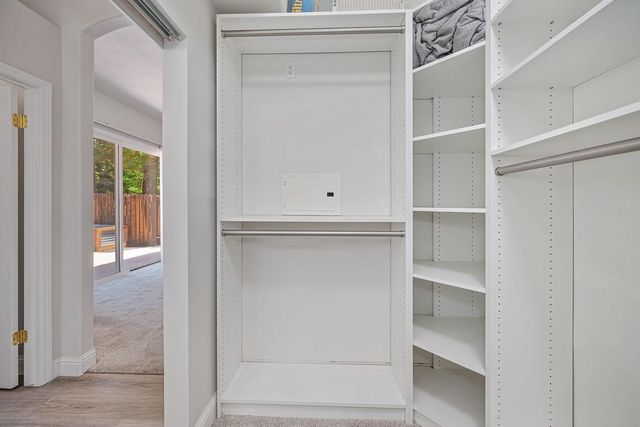1010 Thompson Cir, Folsom, CA 95630