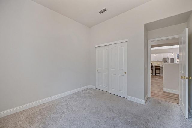 1010 Thompson Cir, Folsom, CA 95630
