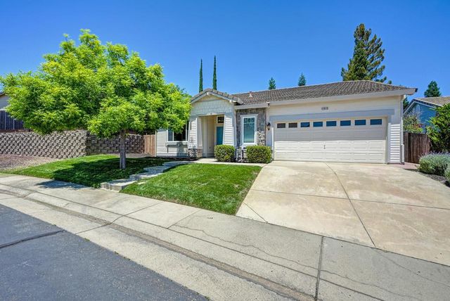 1010 Thompson Cir, Folsom, CA 95630