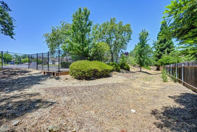1010 Thompson Cir, Folsom, CA 95630