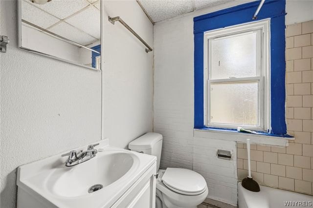 104 Millicent Avenue, Buffalo, NY 14215