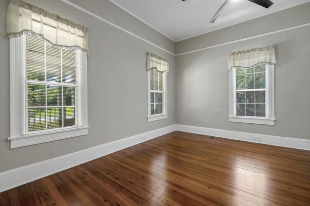 214 W Sharon Street, Quincy, FL 32351