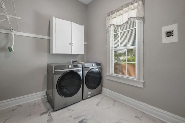 214 W Sharon Street, Quincy, FL 32351