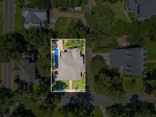 214 W Sharon Street, Quincy, FL 32351