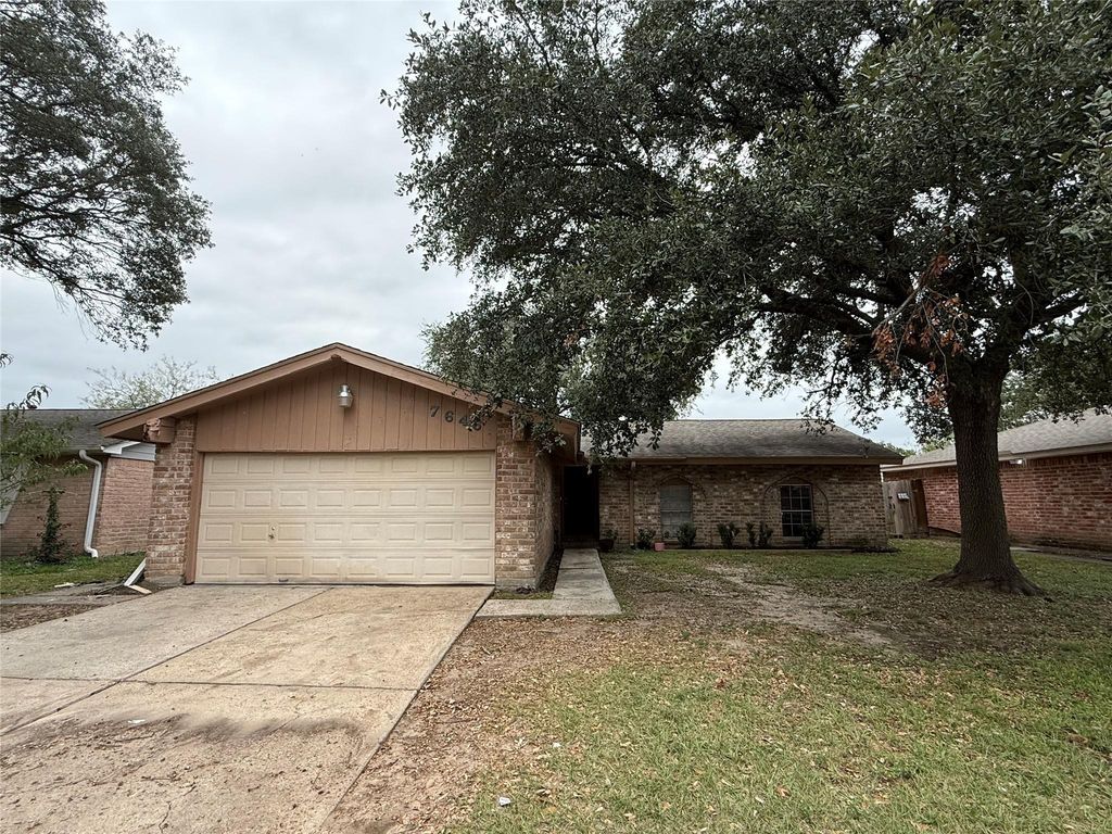 7646 Winkle Wood Lane, Houston, TX 77086