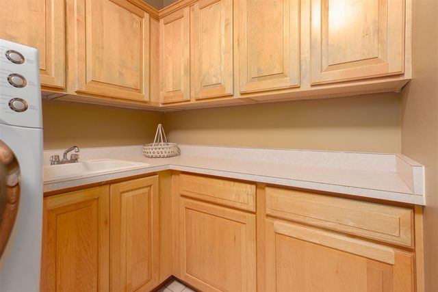 3801 Fawn Drive, Rochester, MI 48306