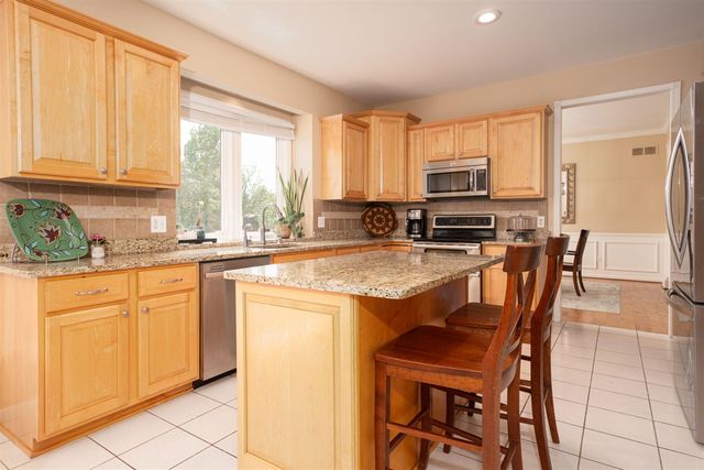 3801 Fawn Drive, Rochester, MI 48306