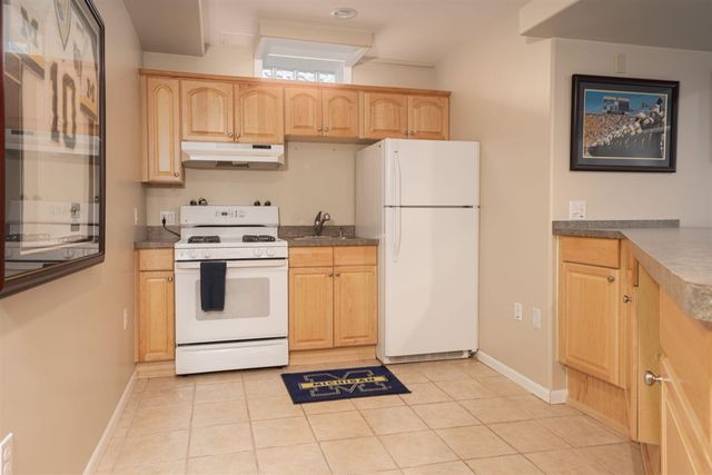 3801 Fawn Drive, Rochester, MI 48306
