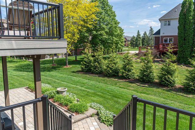 3801 Fawn Drive, Rochester, MI 48306