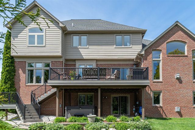 3801 Fawn Drive, Rochester, MI 48306