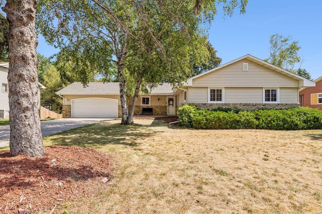 95 15th Avenue SW, New Brighton, MN 55112 — exterior