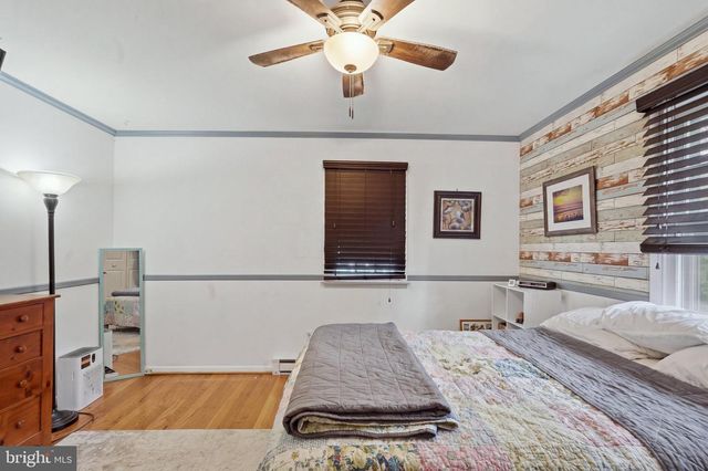 1103 FAIRHILL RD, Sellersville, PA 18960