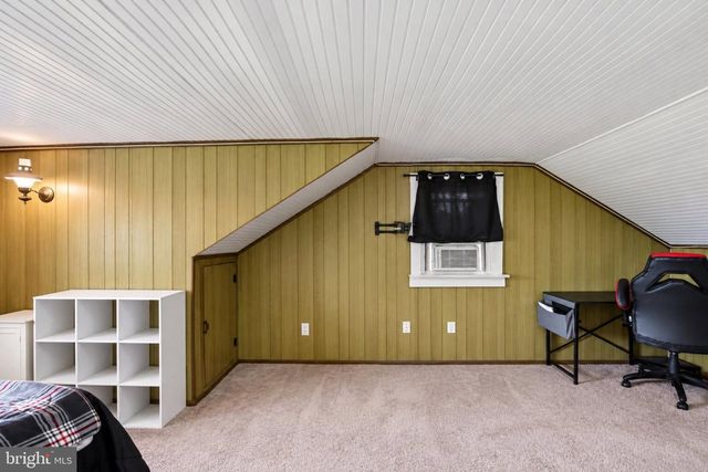 1103 FAIRHILL RD, Sellersville, PA 18960