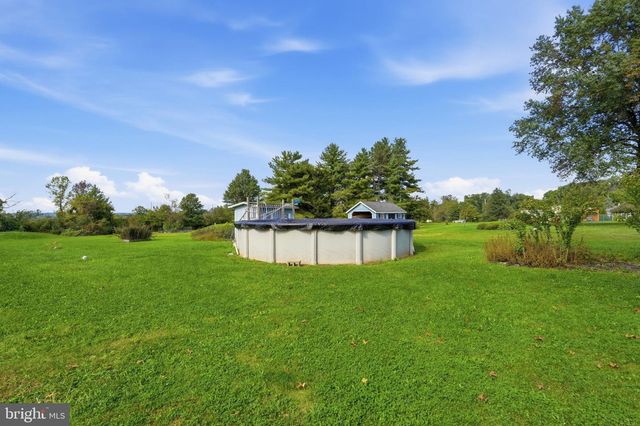 1103 FAIRHILL RD, Sellersville, PA 18960