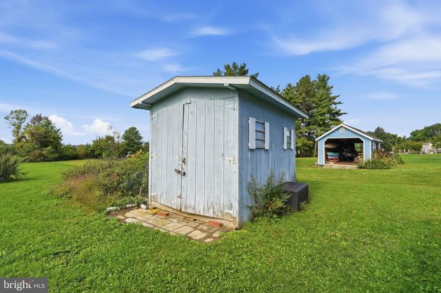 1103 FAIRHILL RD, Sellersville, PA 18960