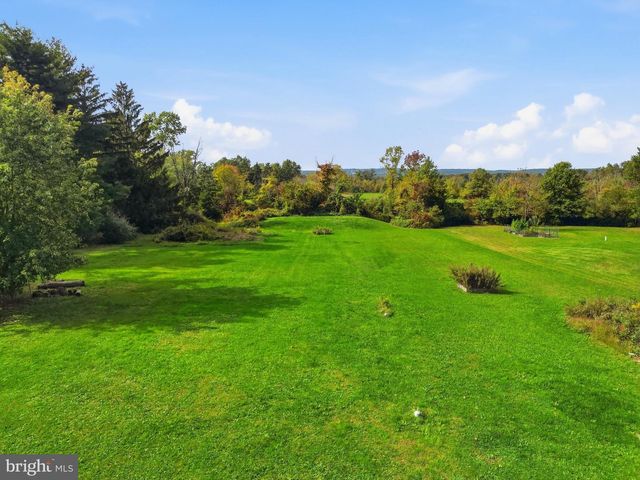 1103 FAIRHILL RD, Sellersville, PA 18960