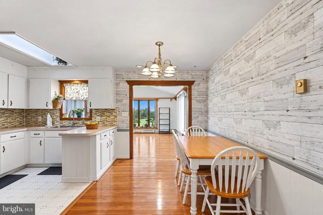 1103 FAIRHILL RD, Sellersville, PA 18960
